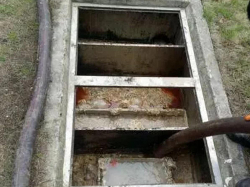 黎安镇隔油池清理